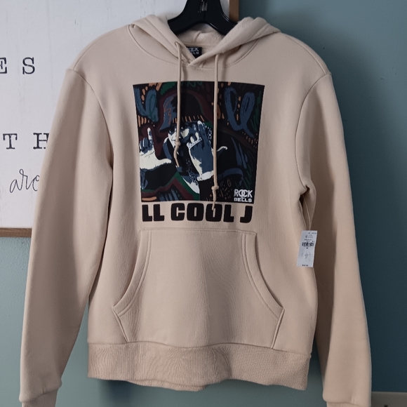 NWT $49.99 Rock The Bells L.L Cool j Unisex Pullover Hoodie With Tags Size XS - Picture 5 of 6